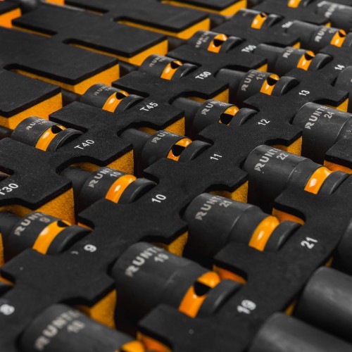 RUNTEC RT-ISPE53F Набор с пневмогайковертом, ударными головками и аксессуарами RUNTEC 1/2", 8-32 мм, CrMo в ложементе EVA, 53 предмета