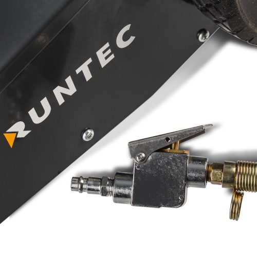 RUNTEC RT-PNJ22 Домкрат пневмогидравлический подкатной 22 т RUNTEC RT-PNJ22 Домкрат пневмогидравлический подкатной 22 т