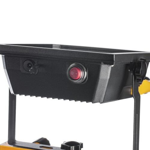RUNTEC GL-WS30 Прожектор аккумуляторный светодиодный 30 Вт RUNTEC GL-WS30 Прожектор аккумуляторный светодиодный 30 Вт