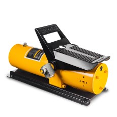 RUNTEC RT-HP690 Насос пневмогидравлический с ножным управлением 0.69 л